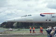 The moment of arrival: Concorde inches into the grounds of the Museum of Flight.