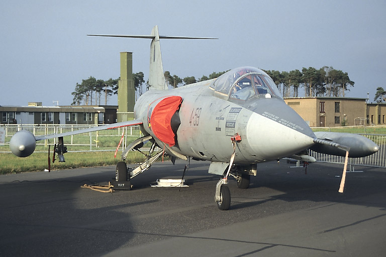 Aeritalia F-104S Starfighter 4-59
