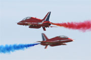 The Red Arrows: "Opposition Pass"