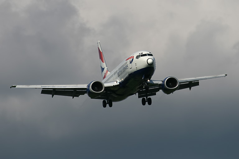 British Airways Boeing 737-382 G-LGTF