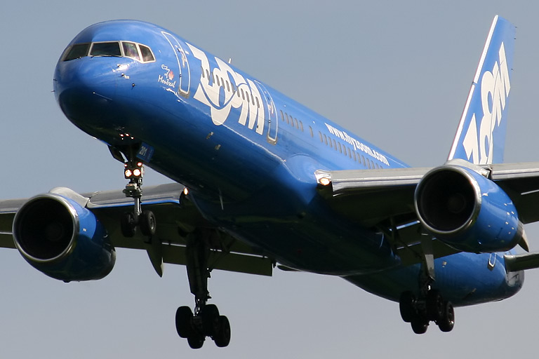 Zoom Airlines Boeing 757-28A C-GTSN "City Of Montreal"