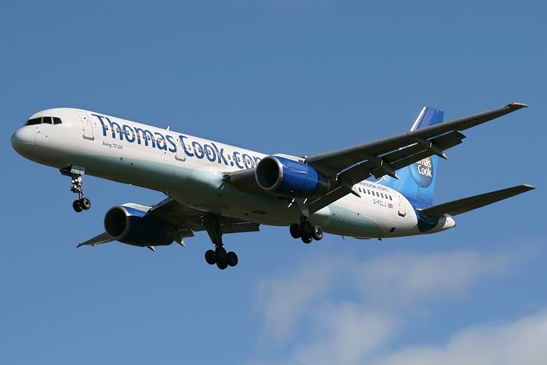 Thomas Cook Airlines Boeing 757-2Y0 G-FCLJ